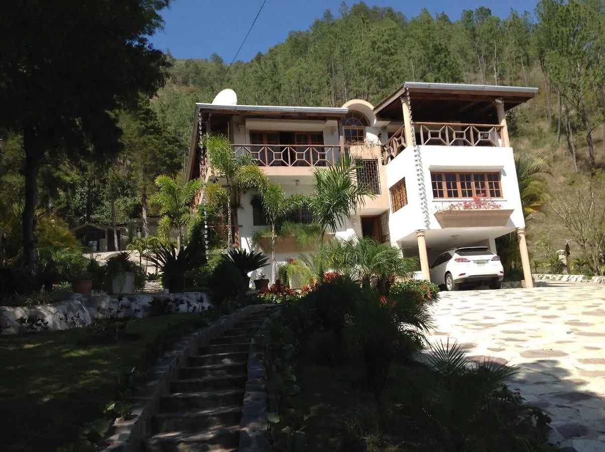 Villa Paloma/ Home/ Office-Remote Office Constanza